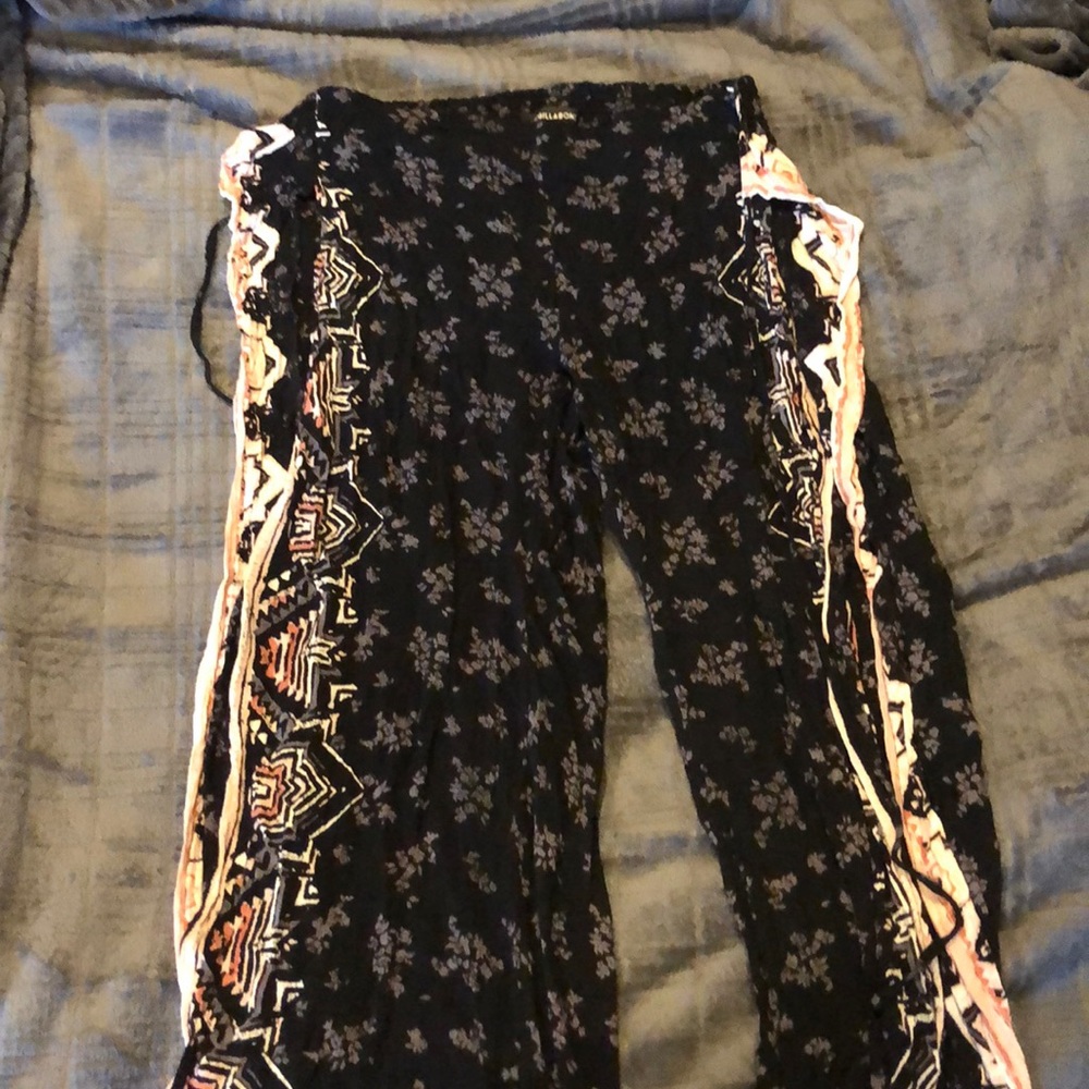 flowy billabong pants